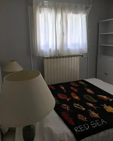 빌라 Rez De Jardin De Avec Piscine Proche *